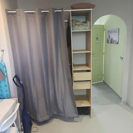 F2 In Desired House شقة